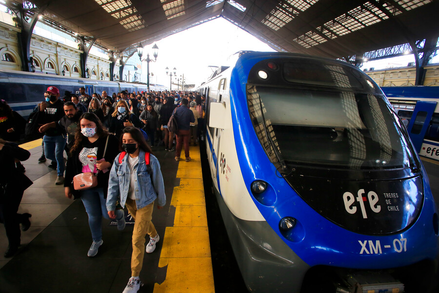 Inauguran seis nuevos trenes para NosEstación Central permitirán