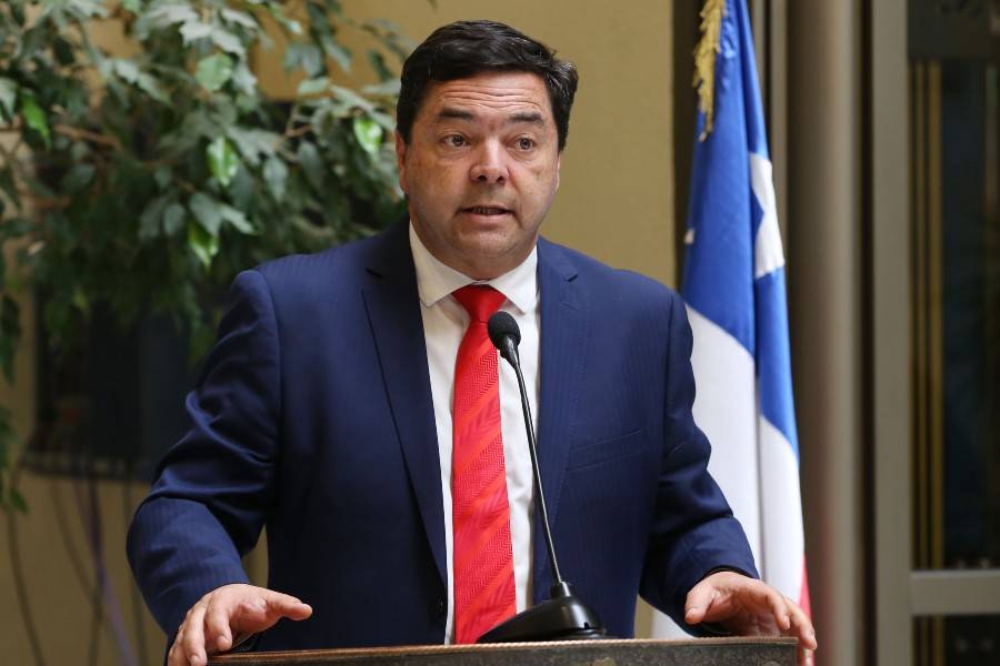 Megaoperativo en Brasil: Diputado UDI pide al Gobierno aclarar presencia del “Comando Vermelho” en Chile