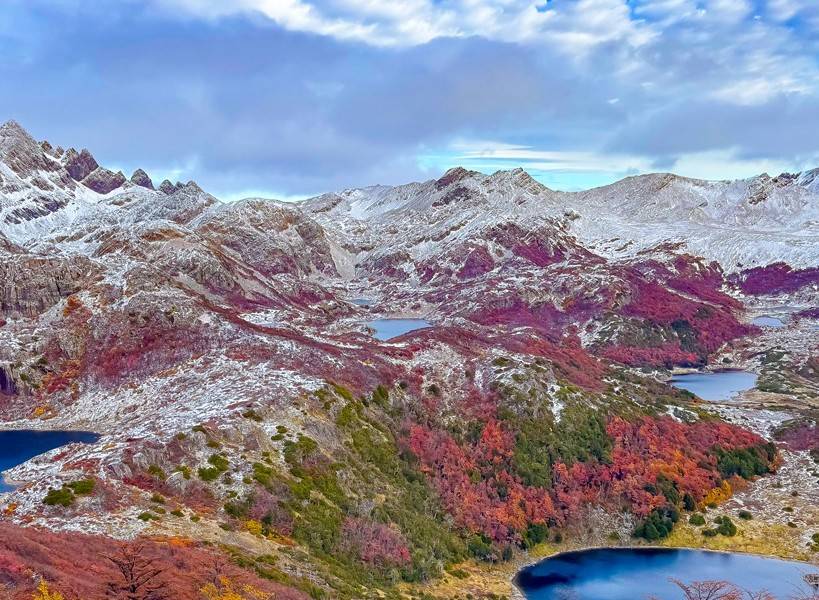 Lanzan libro “Chile: tierra de luces y secretos”: tiene 90 impactantes fotografías tomadas en climas extremos