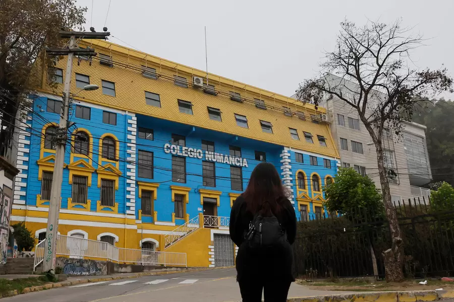 Suspenden clases en colegio Numancia de Valparaíso por amenazas de muerte