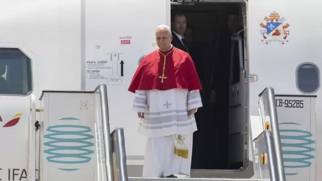 Papa León XIV arribó a Barcelona para su visita de